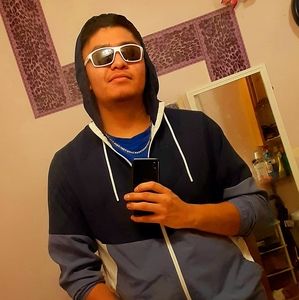 Meet your Posher, Caine